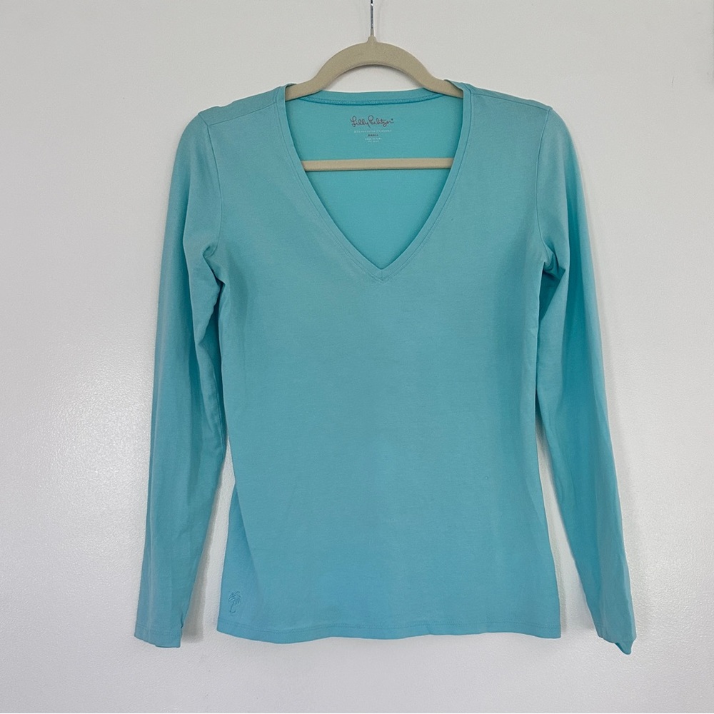 Lilly Pulitzer Blue Fitted Blouse with Long Sleeves